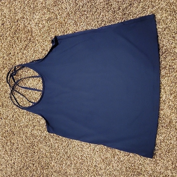 2 Ideology tank top size small - Picture 2 of 14